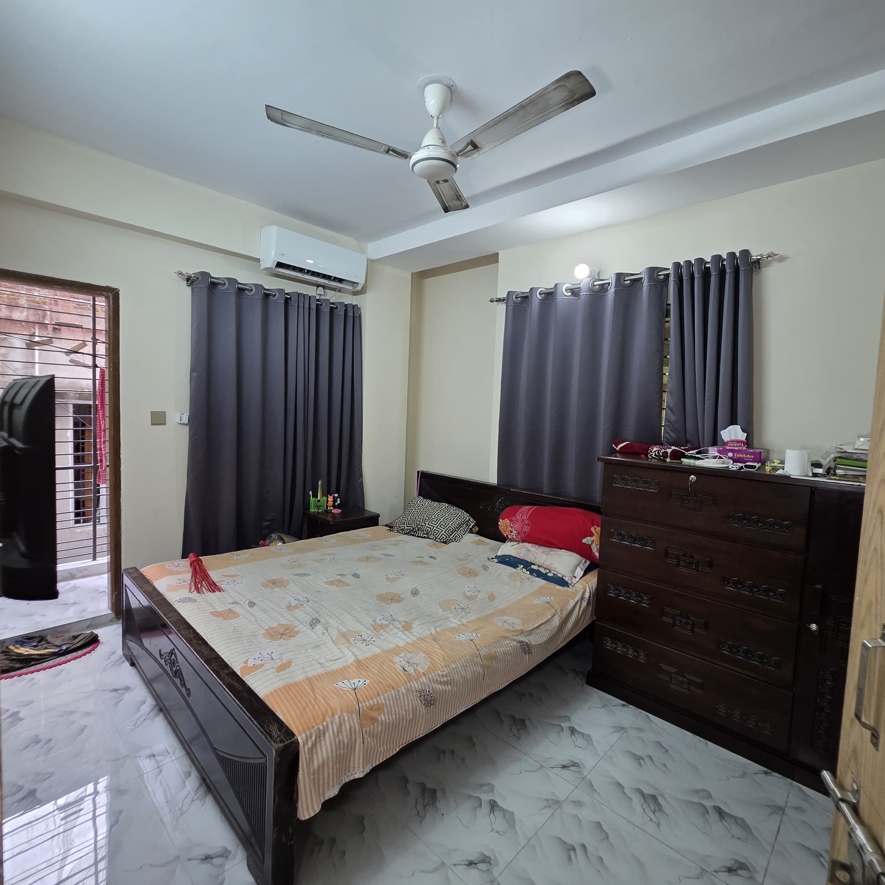 ঢাকার দক্ষিণখানে প্রেমবাগানে মাত্র ৫২ লাখ টাকায় সম্পূর্ণ রেডি ফ্ল্যাট